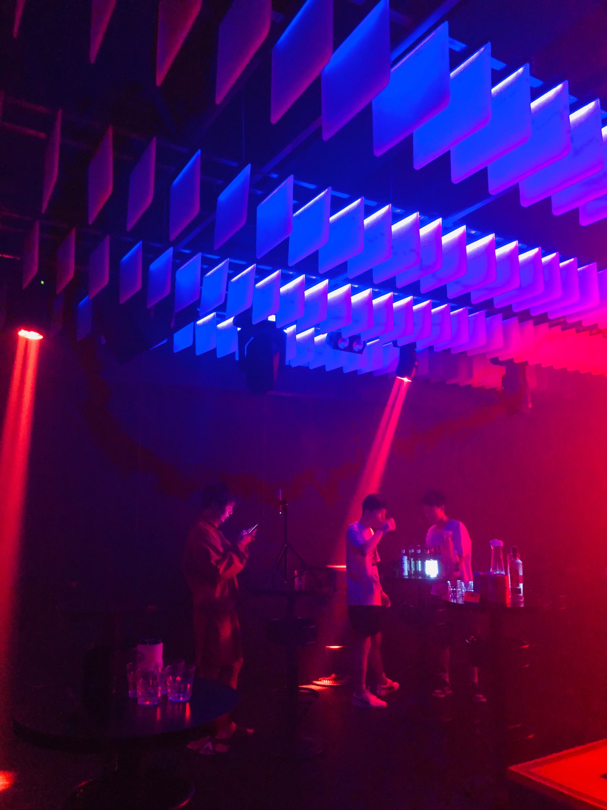 开封商务ktv：商务精英的狂欢场所-鼓楼区ktv预订